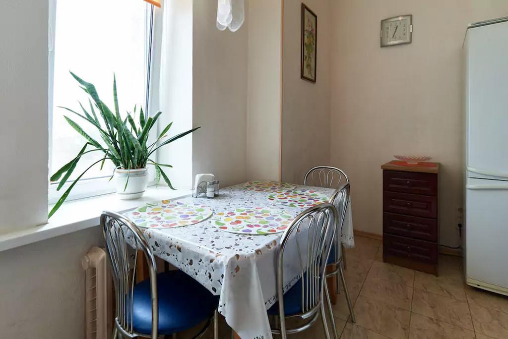 Home Hotel Apartments On Zoloti Vorota Kiev Luaran gambar