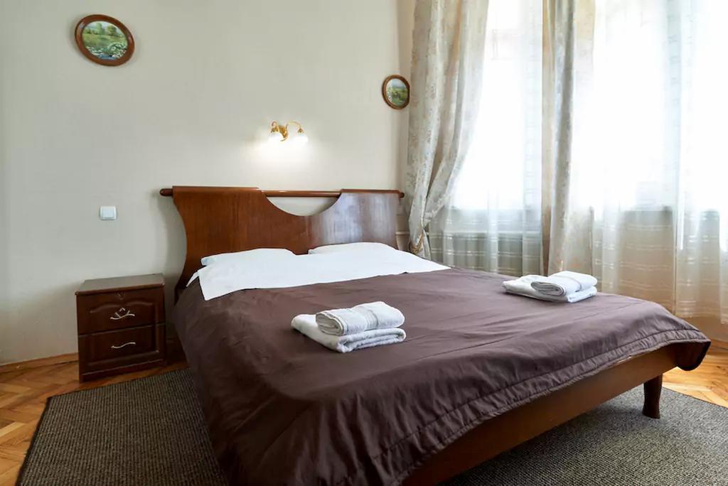 Home Hotel Apartments On Zoloti Vorota Kiev Luaran gambar